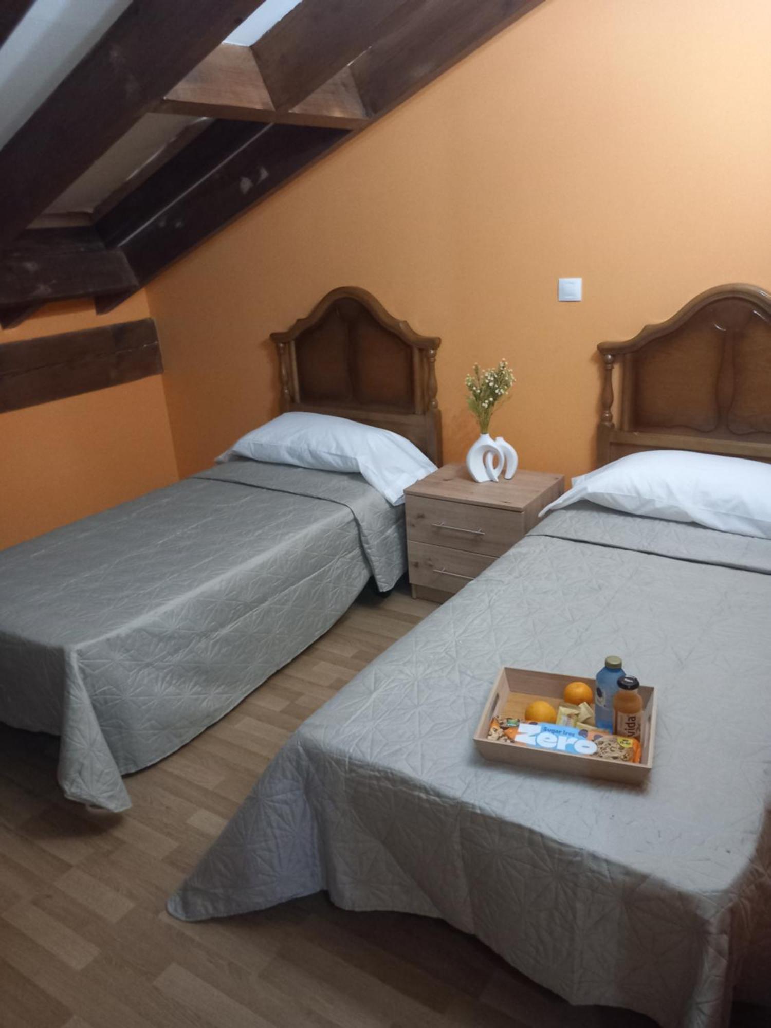 Hosteria Rio Negro Bárcena de Cicero 外观 照片